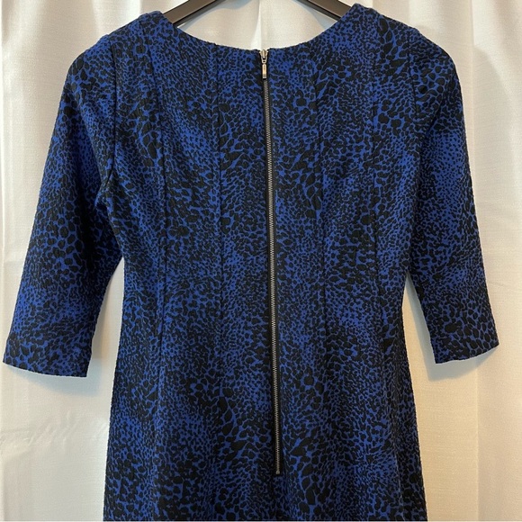 Taylor Blue Long Sleeve Pleated Micro Cheetah Print Dress - Size 6P - Picture 7 of 11